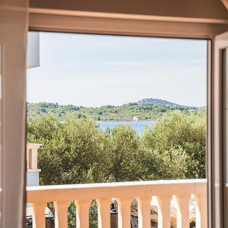 Apartment Leopard - Xxl - Seafront W Parking *