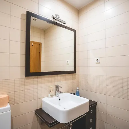 Leopard - Xxl - Seafront W Parking Apartment *